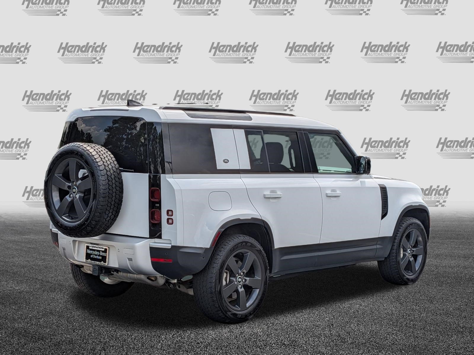 Used 2024 Land Rover Defender 110 S AWD/4WD image 10