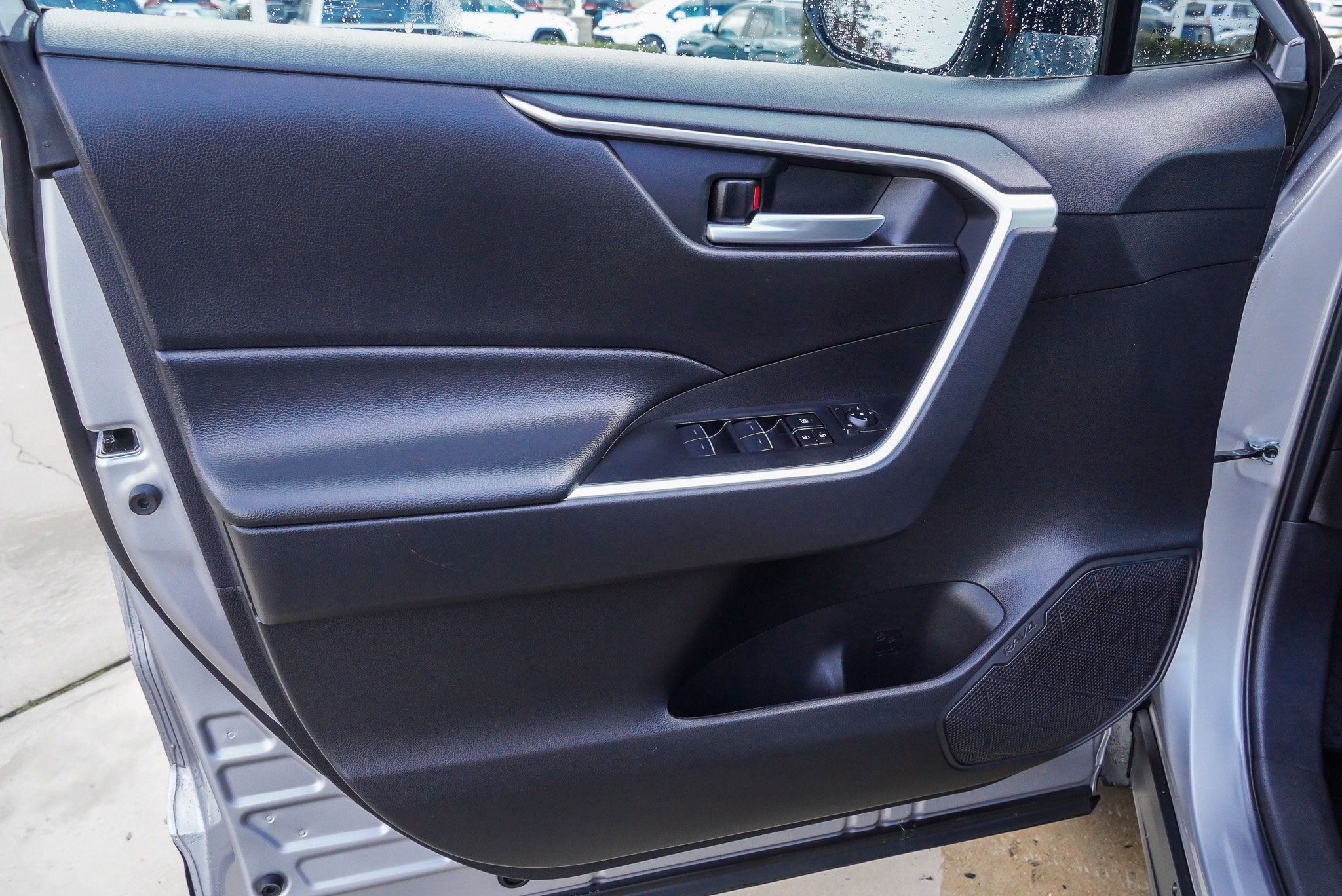 Certified 2024 Toyota RAV4 SE AWD/4WD image 20