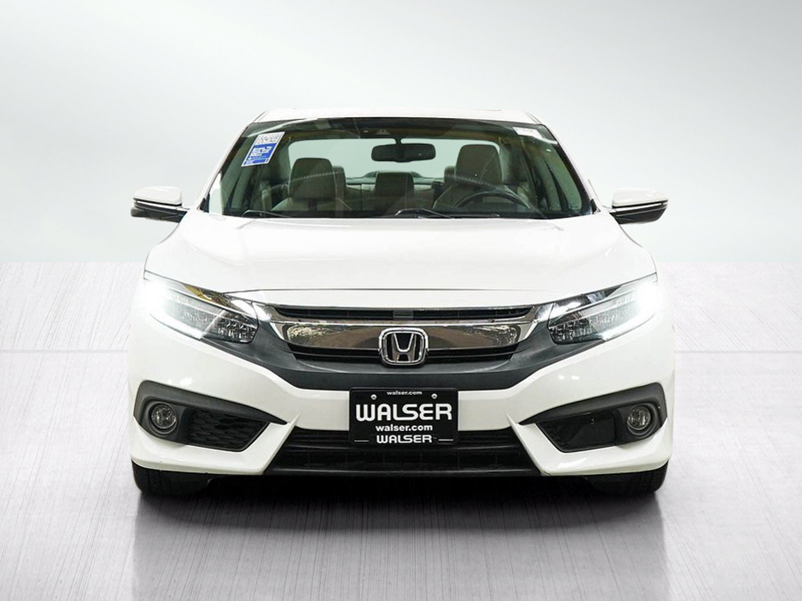 Used 2016 Honda Civic Touring image 8