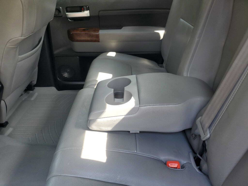 Used 2011 Toyota Tundra Limited image 27