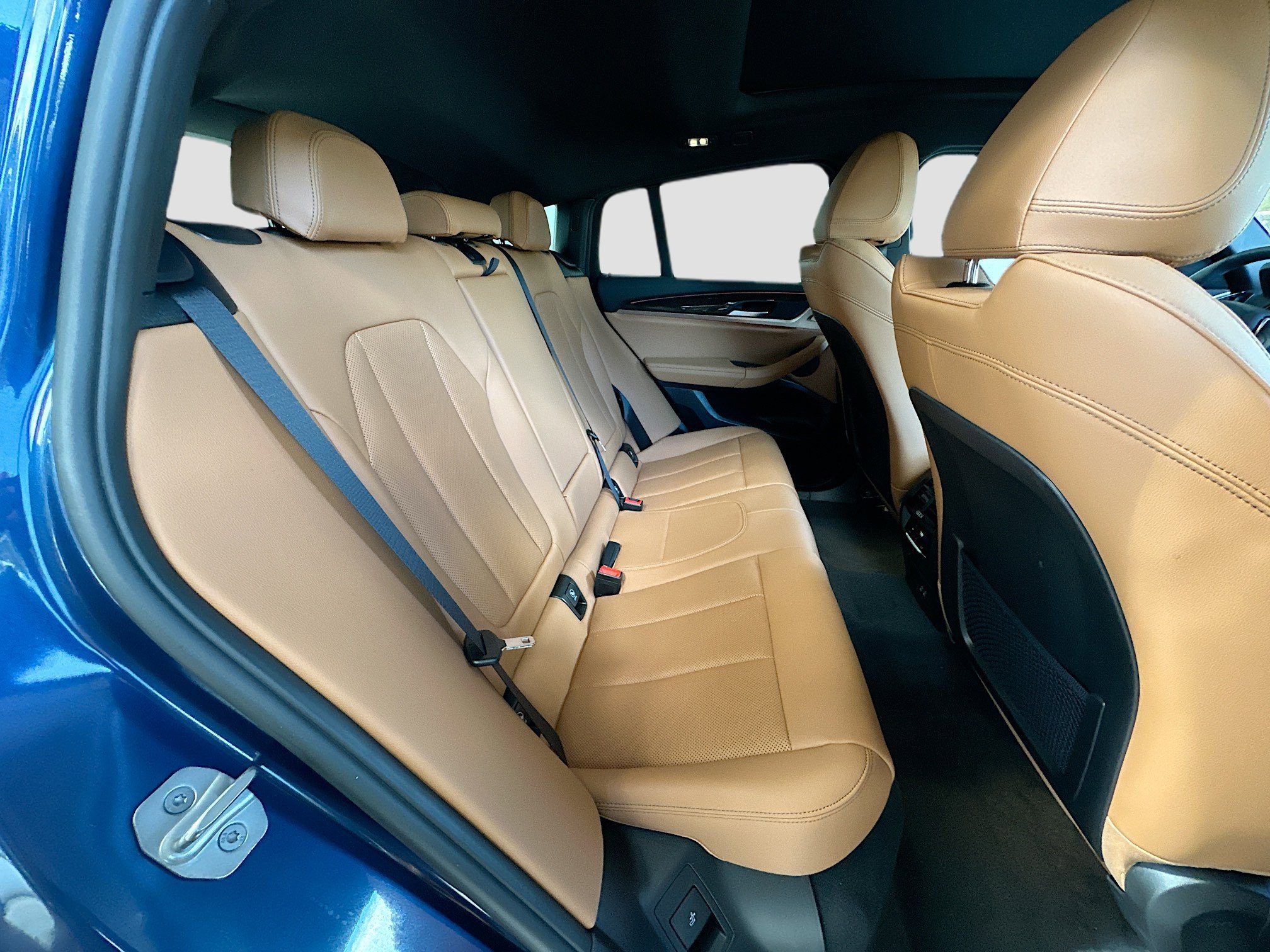 Certified 2025 BMW X4 xDrive30i image 28