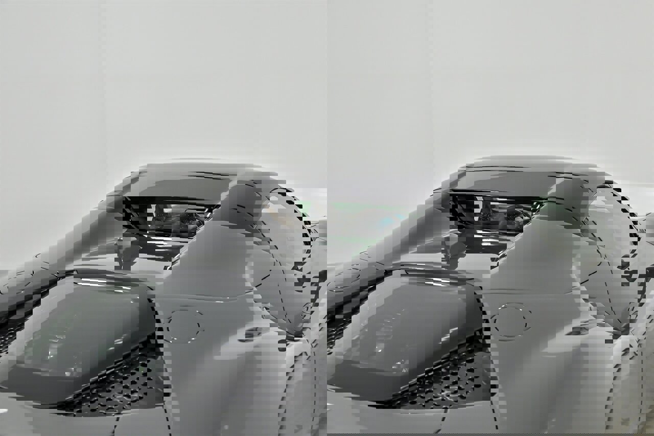 Used 2024 Ferrari SF90 Spider image 47