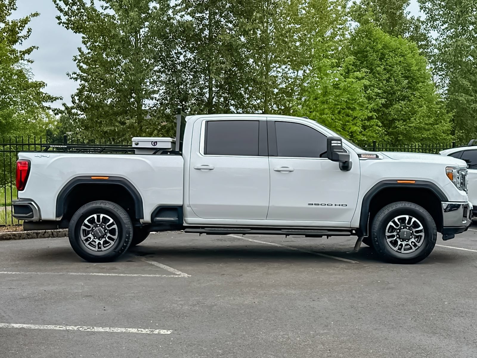 Used 2022 GMC Sierra 3500 SLE w/ Fleet Comfort Package AWD/4WD image 2