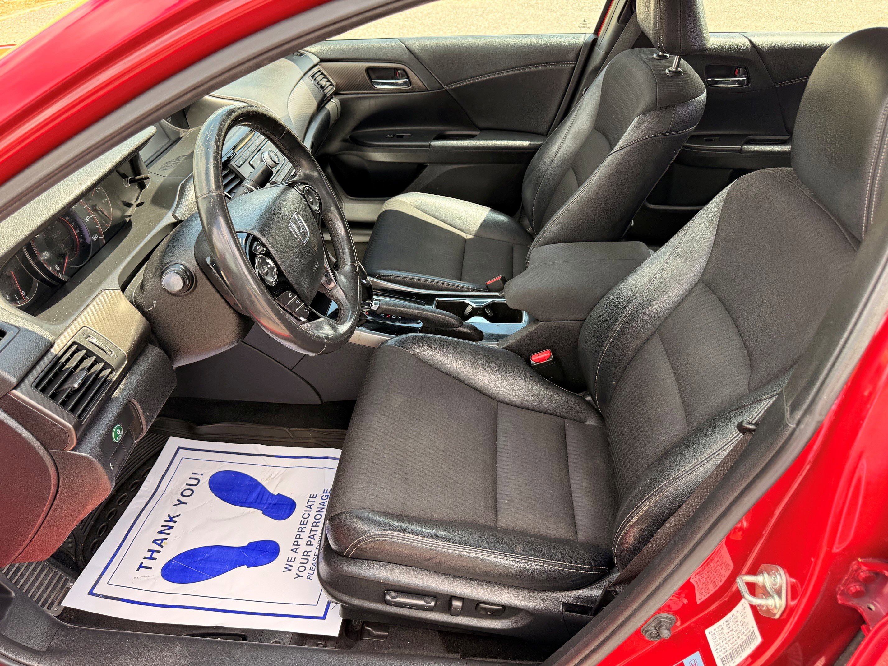 Used 2017 Honda Accord Sport image 9