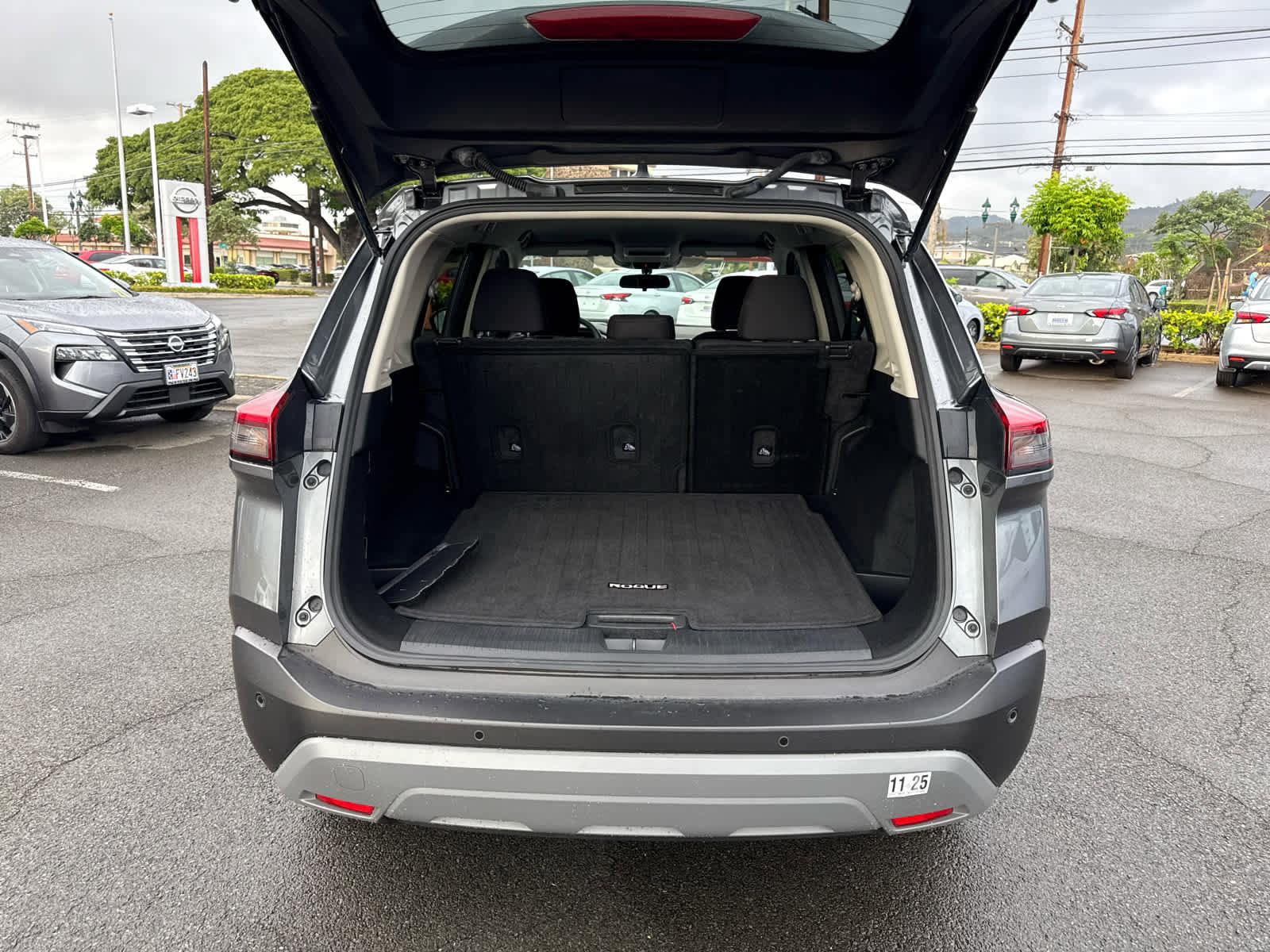 Certified 2023 Nissan Rogue S image 11