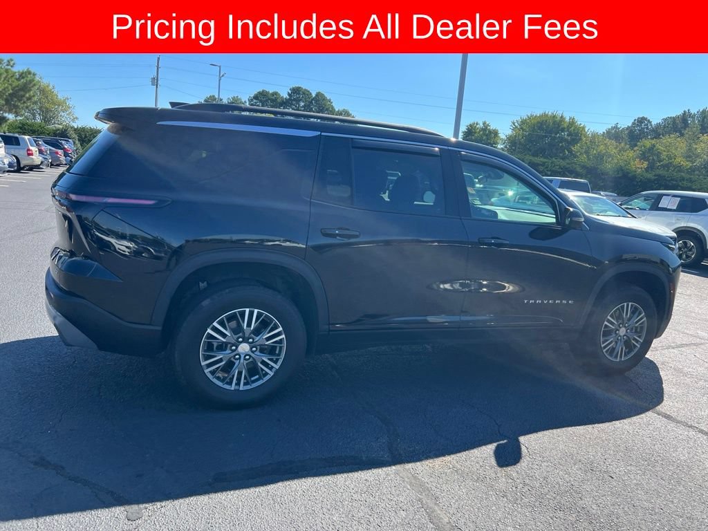 Used 2024 Chevrolet Traverse LT w/ Trailering Package AWD/4WD image 19