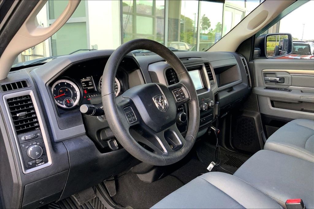 Used 2016 RAM 1500 Express RWD image 12