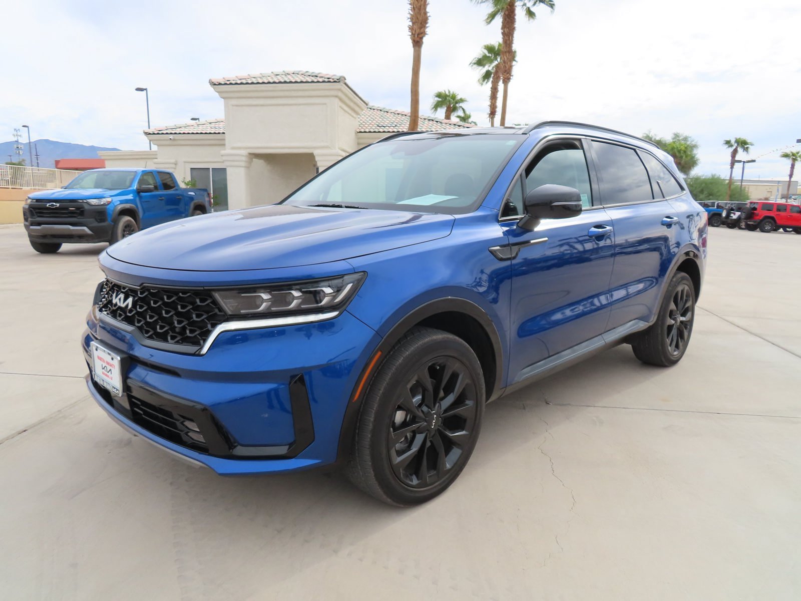 Used 2023 Kia Sorento SX AWD/4WD image 3