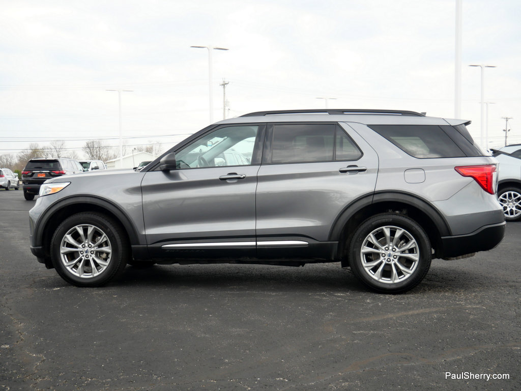 Used 2024 Ford Explorer XLT w/ Equipment Group 202A image 10