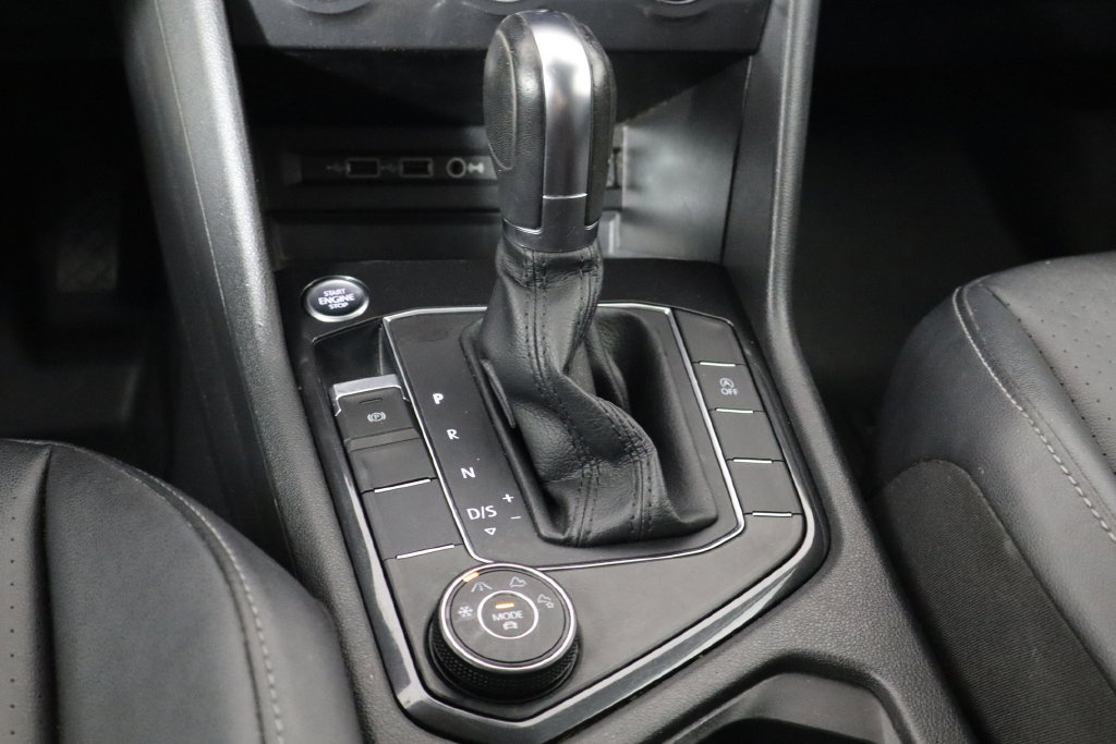 Used 2019 Volkswagen Tiguan SE AWD/4WD image 25