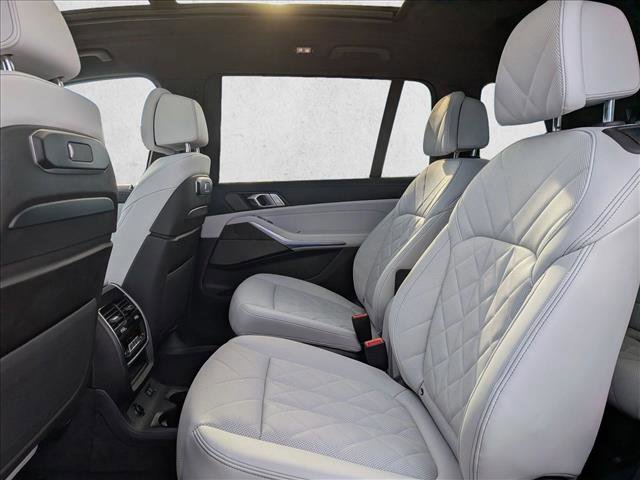 Used 2026 BMW X7 xDrive40i image 20