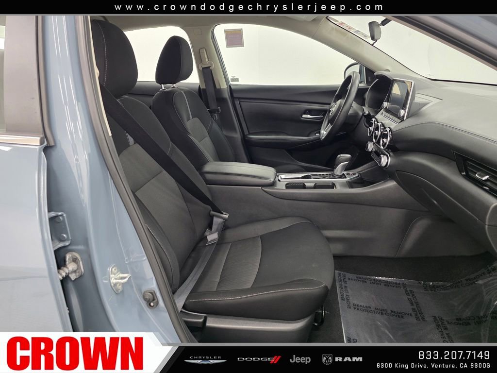 Used 2025 Nissan Sentra SV image 11