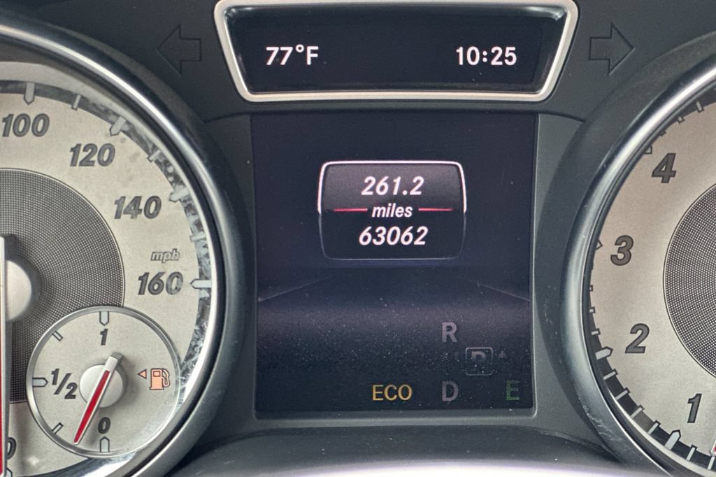 Used 2014 Mercedes-Benz CLA 250 image 25