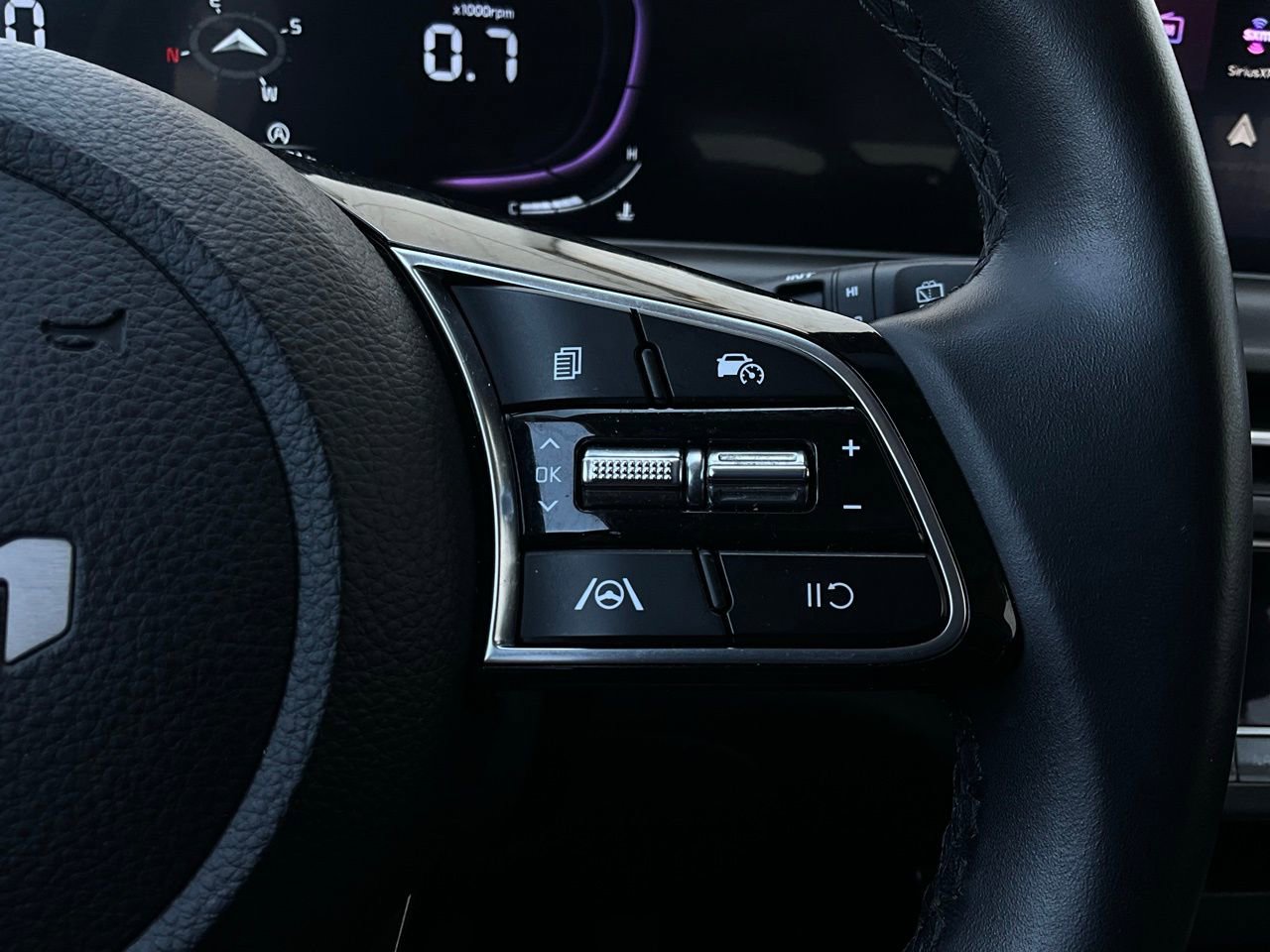 Used 2025 Kia Seltos S image 37