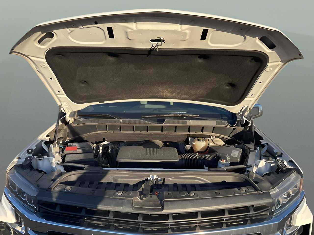 Used 2019 Chevrolet Silverado 1500 LT w/ All-Star Edition image 18