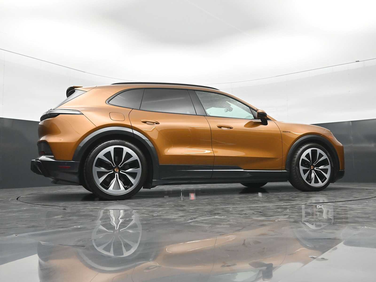 New 2026 Porsche Cayenne Electric AWD/4WD image 51
