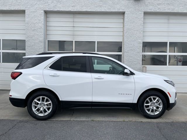 Used 2024 Chevrolet Equinox LT AWD/4WD image 1