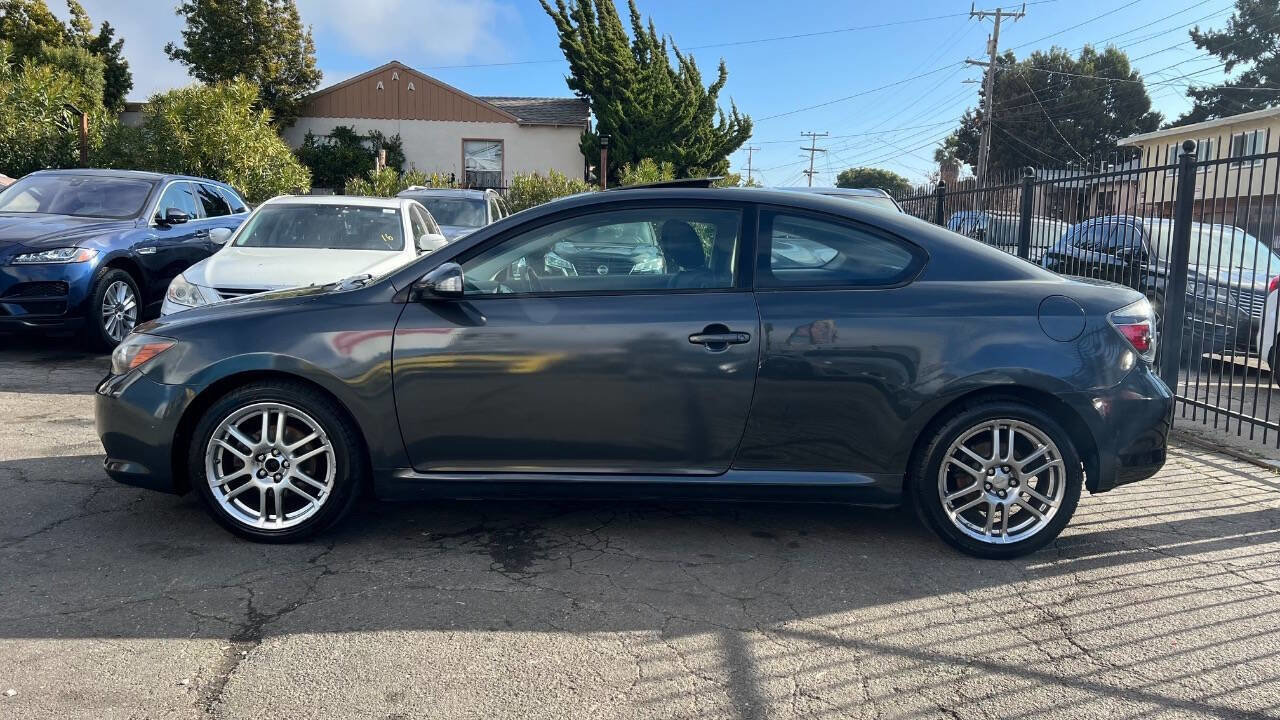 Used 2010 Scion tC image 7