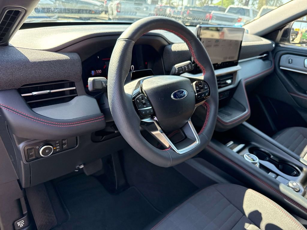 Used 2025 Ford Explorer ST-Line w/ Premium Package image 25