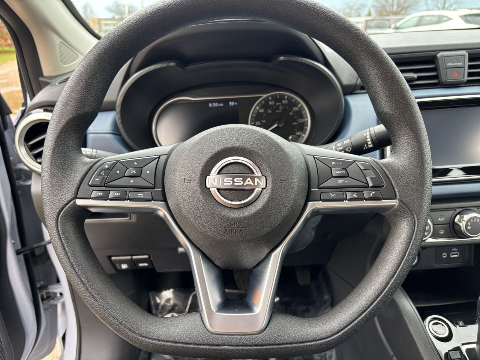 Used 2025 Nissan Versa SV image 25