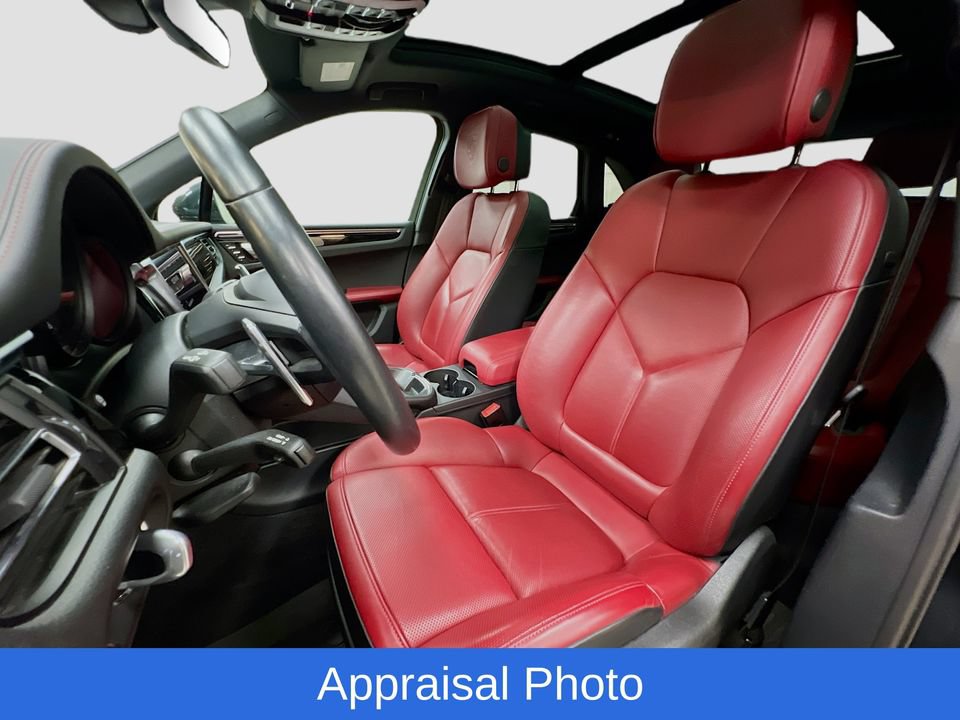 Certified 2023 Porsche Macan AWD/4WD image 5