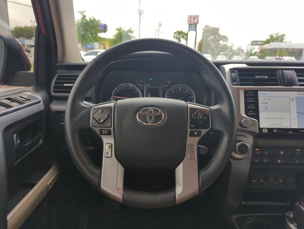 Used 2022 Toyota 4Runner Limited AWD/4WD image 17