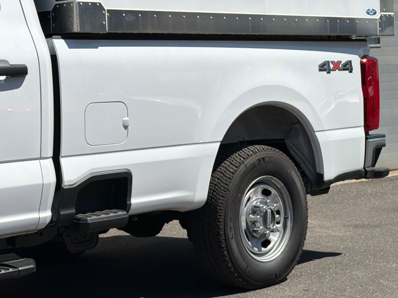 New 2026 Ford F250 XL w/ XL Chrome Package image 8