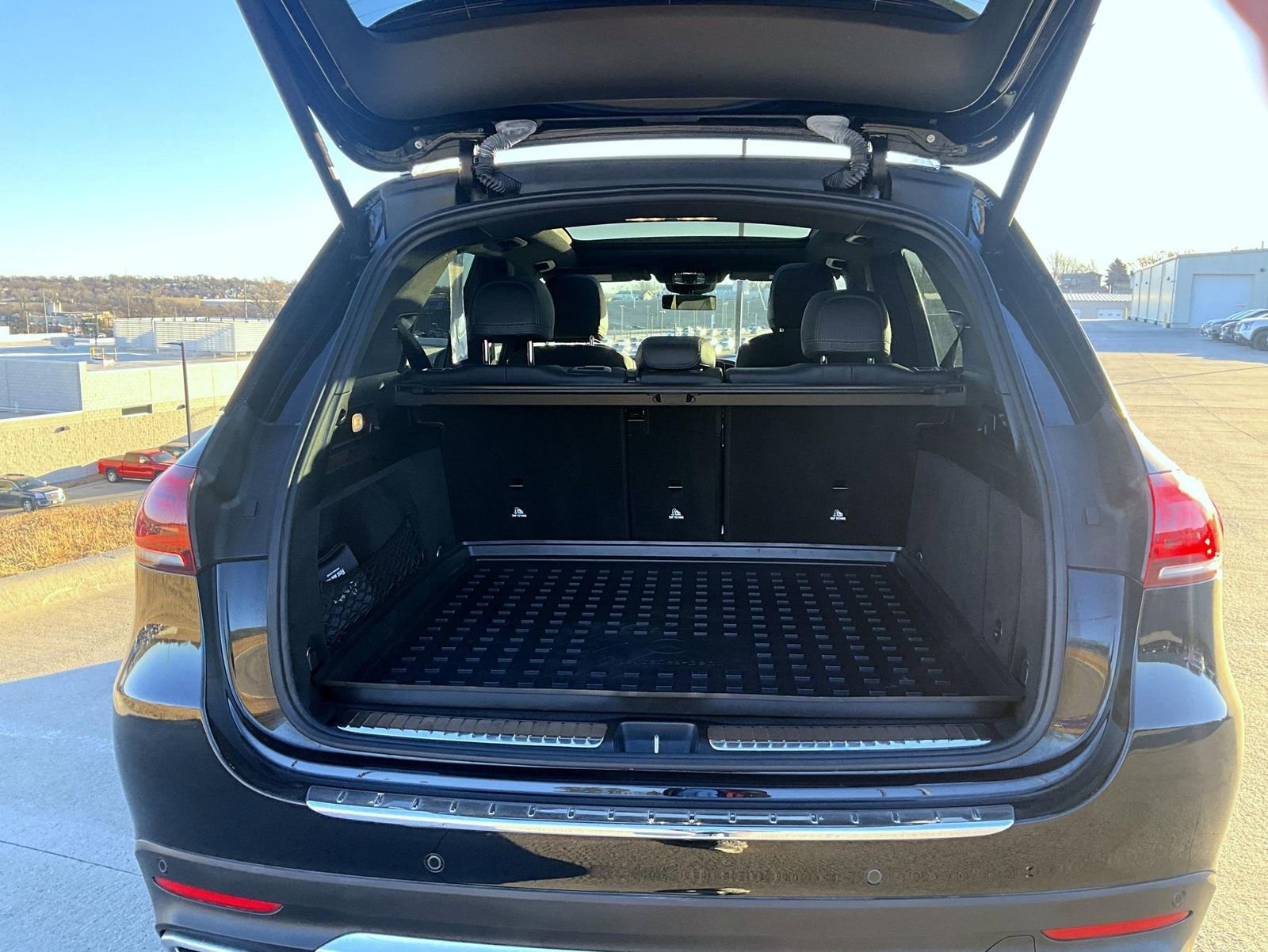 Used 2022 Mercedes-Benz GLE 350 4MATIC image 9