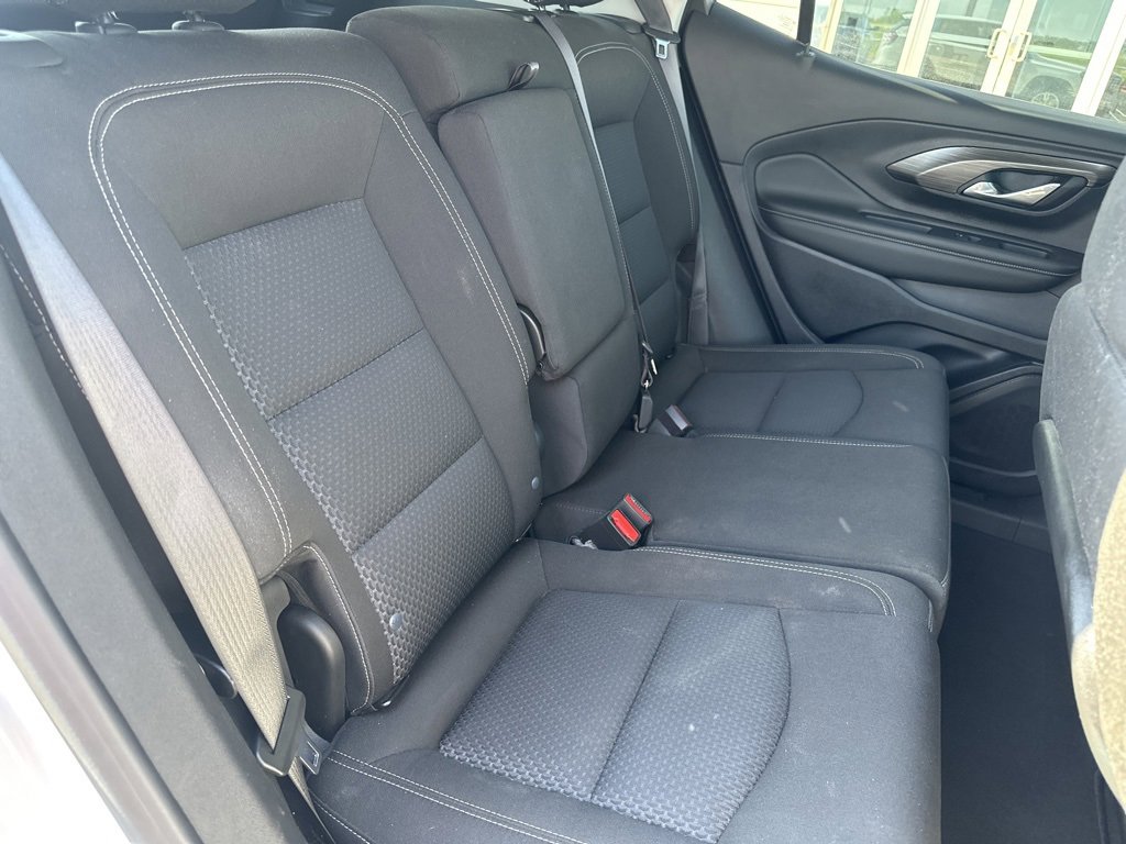 Used 2024 GMC Terrain SLE image 13