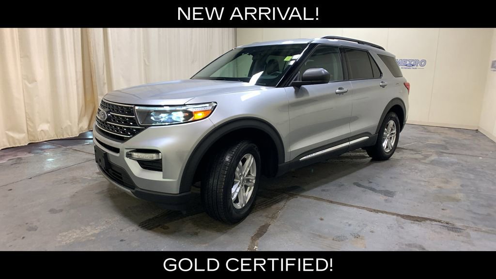 Used 2022 Ford Explorer XLT w/ Equipment Group 202A AWD/4WD image 7