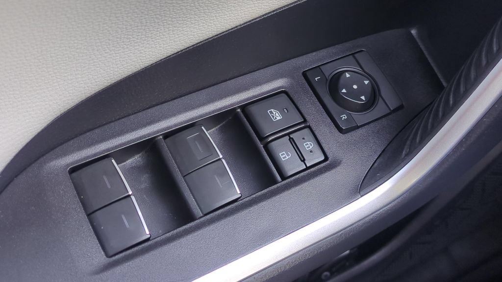 Certified 2024 Toyota RAV4 Limited w/ Advanced Technology Package AWD/4WD image 20