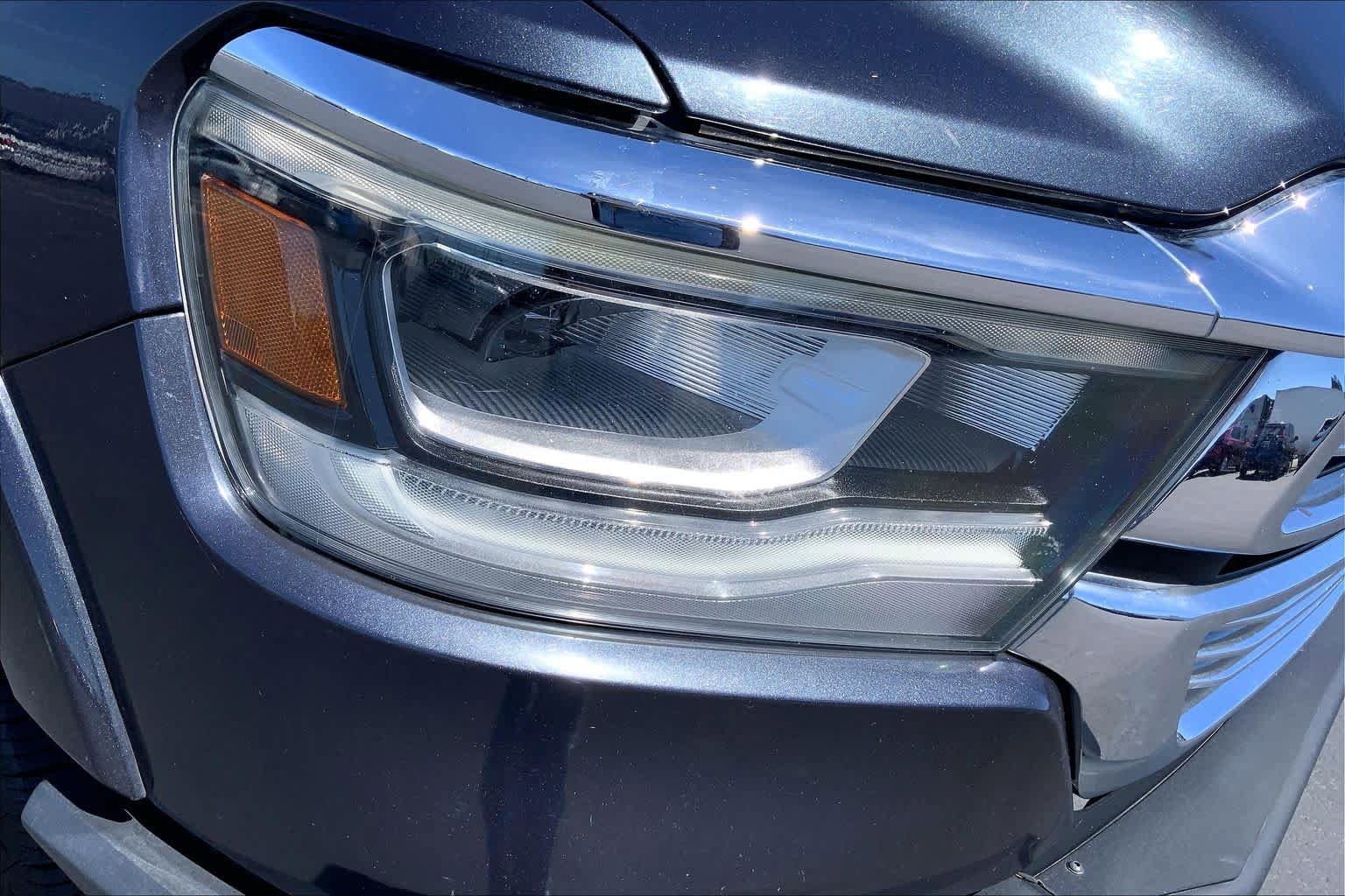 Used 2020 RAM 1500 Laramie AWD/4WD image 27