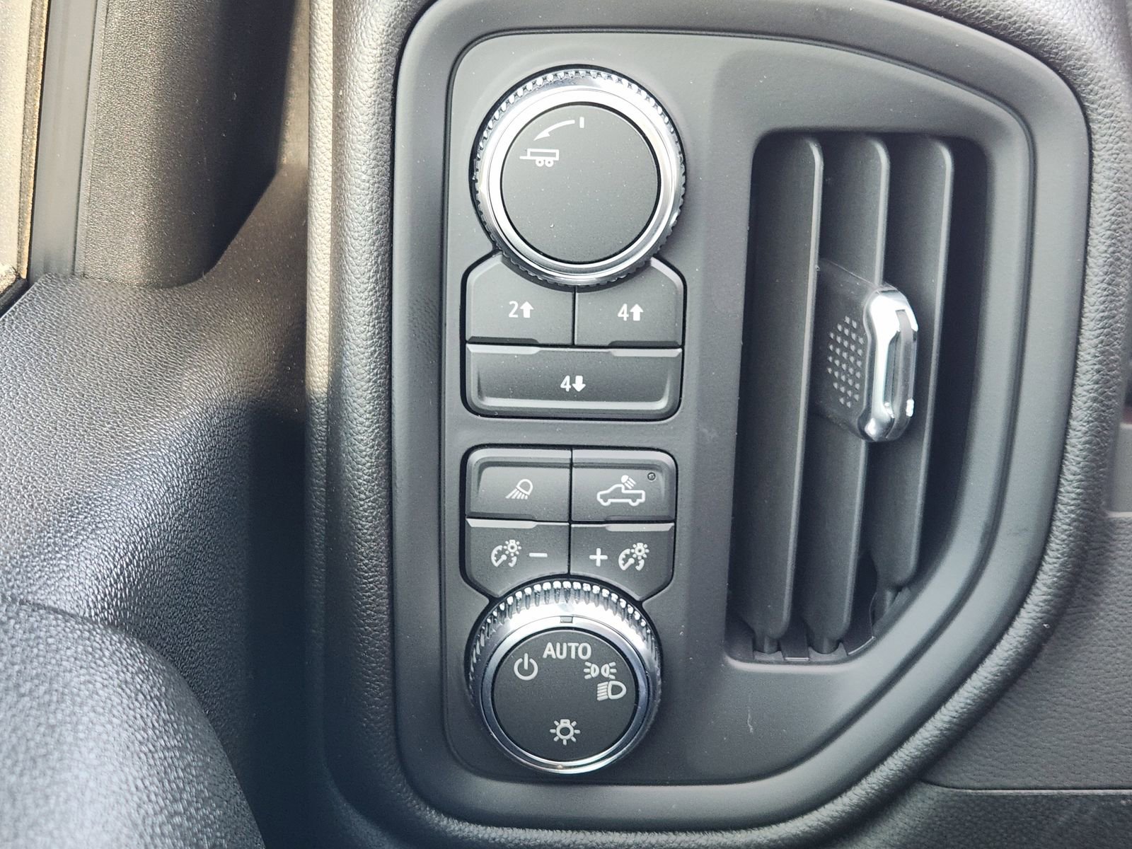 New 2026 GMC Sierra 2500 Pro w/ 1SA Pro Safety Plus Package image 27