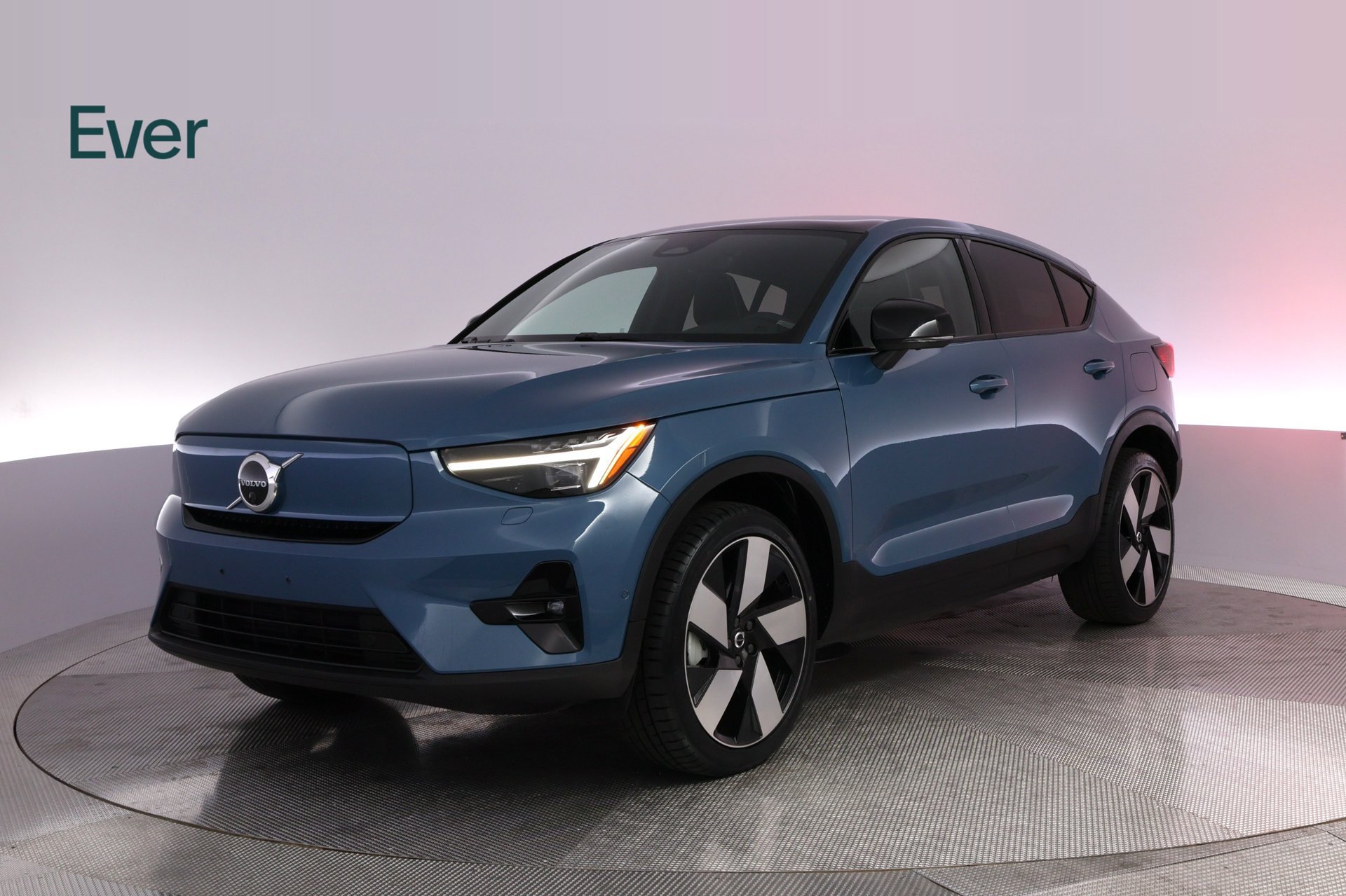 Used 2023 Volvo C40 P8 Recharge Ultimate w/ Protection Package Premier AWD/4WD image 2