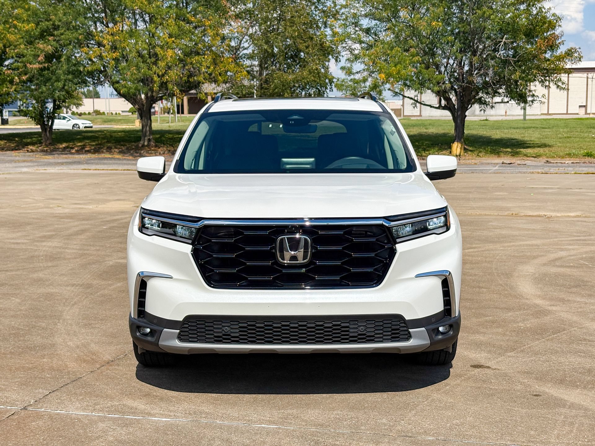 Used 2025 Honda Pilot Elite image 4