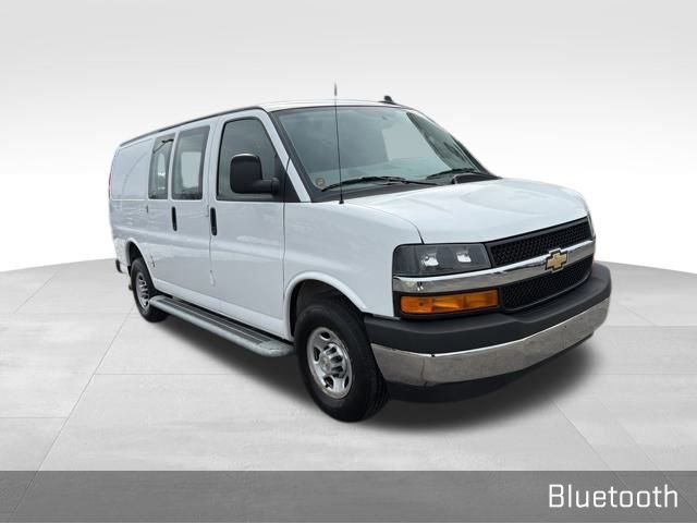 Used 2024 Chevrolet Express 2500 w/ Driver Convenience Package image 3