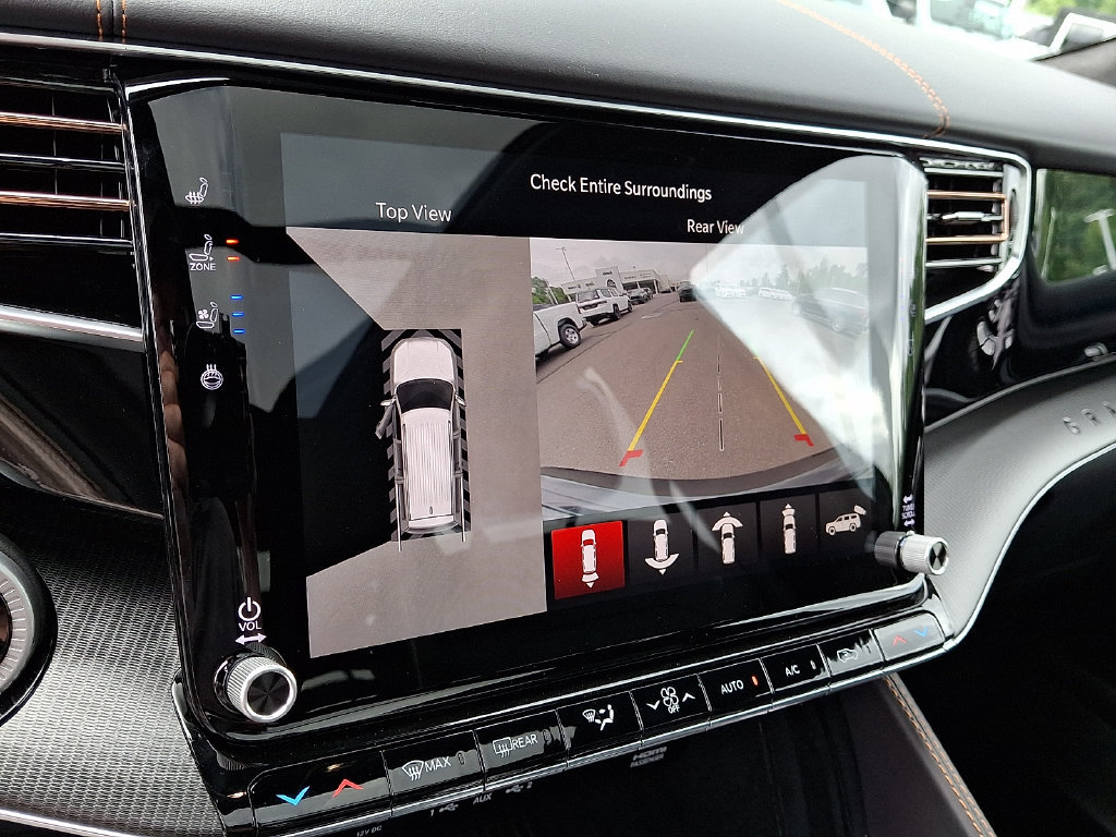 New 2026 Jeep Grand Wagoneer Summit AWD/4WD image 15