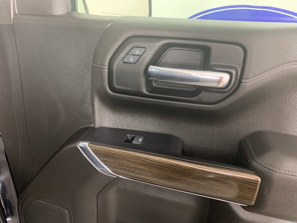 Used 2022 Chevrolet Silverado 1500 LT image 39