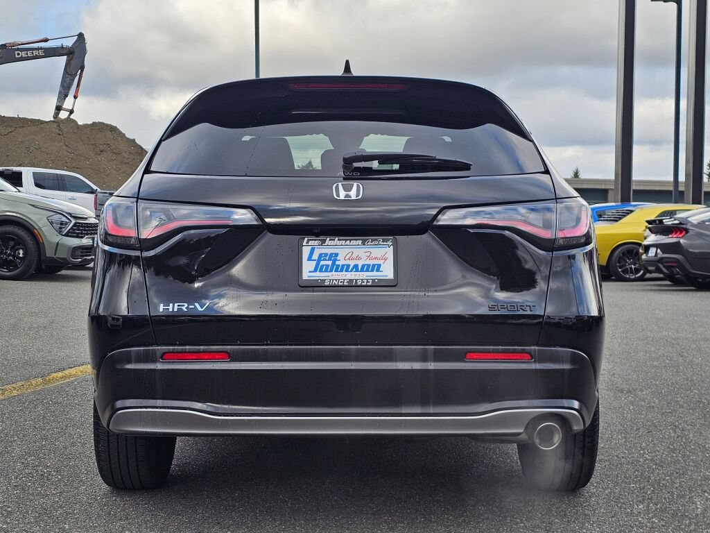 Used 2023 Honda HR-V Sport image 6