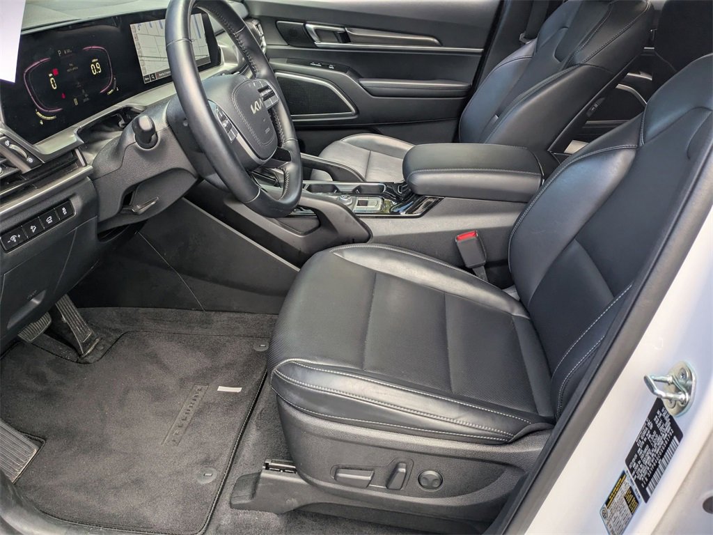 Used 2025 Kia Telluride S image 21