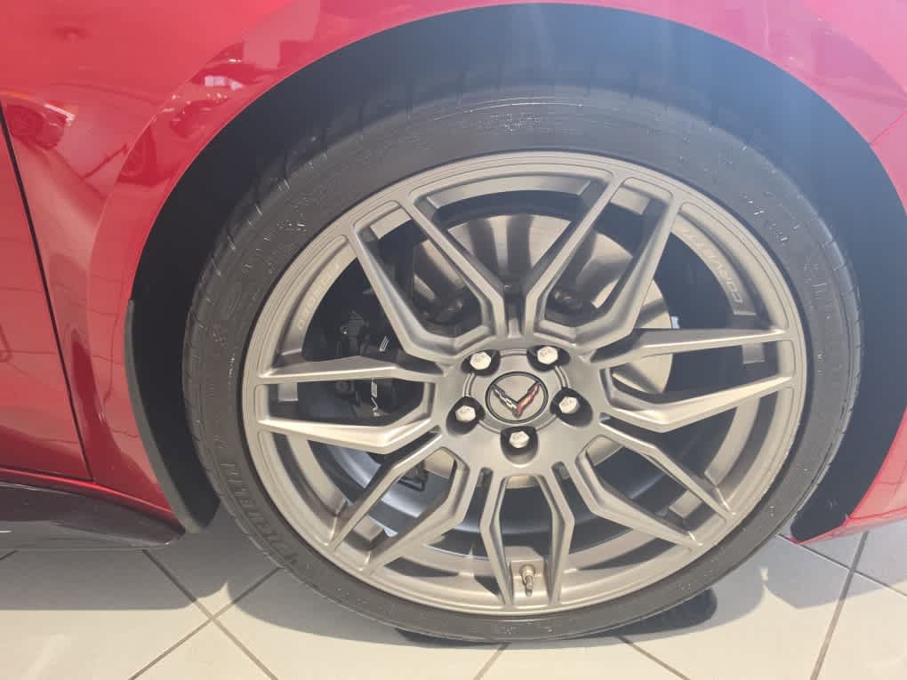 Used 2024 Chevrolet Corvette Z06 RWD image 20