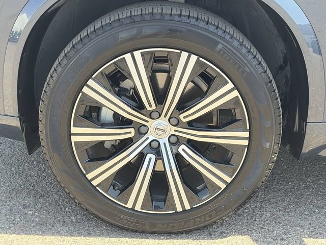 Used 2024 Volvo XC90 B5 Core w/ Protection Package Premier AWD/4WD image 10