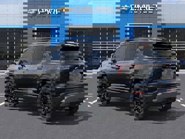 New 2026 Chevrolet Equinox LT w/ Midnight Edition image 3