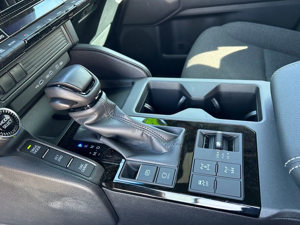 Used 2025 Toyota Land Cruiser 1958 image 17