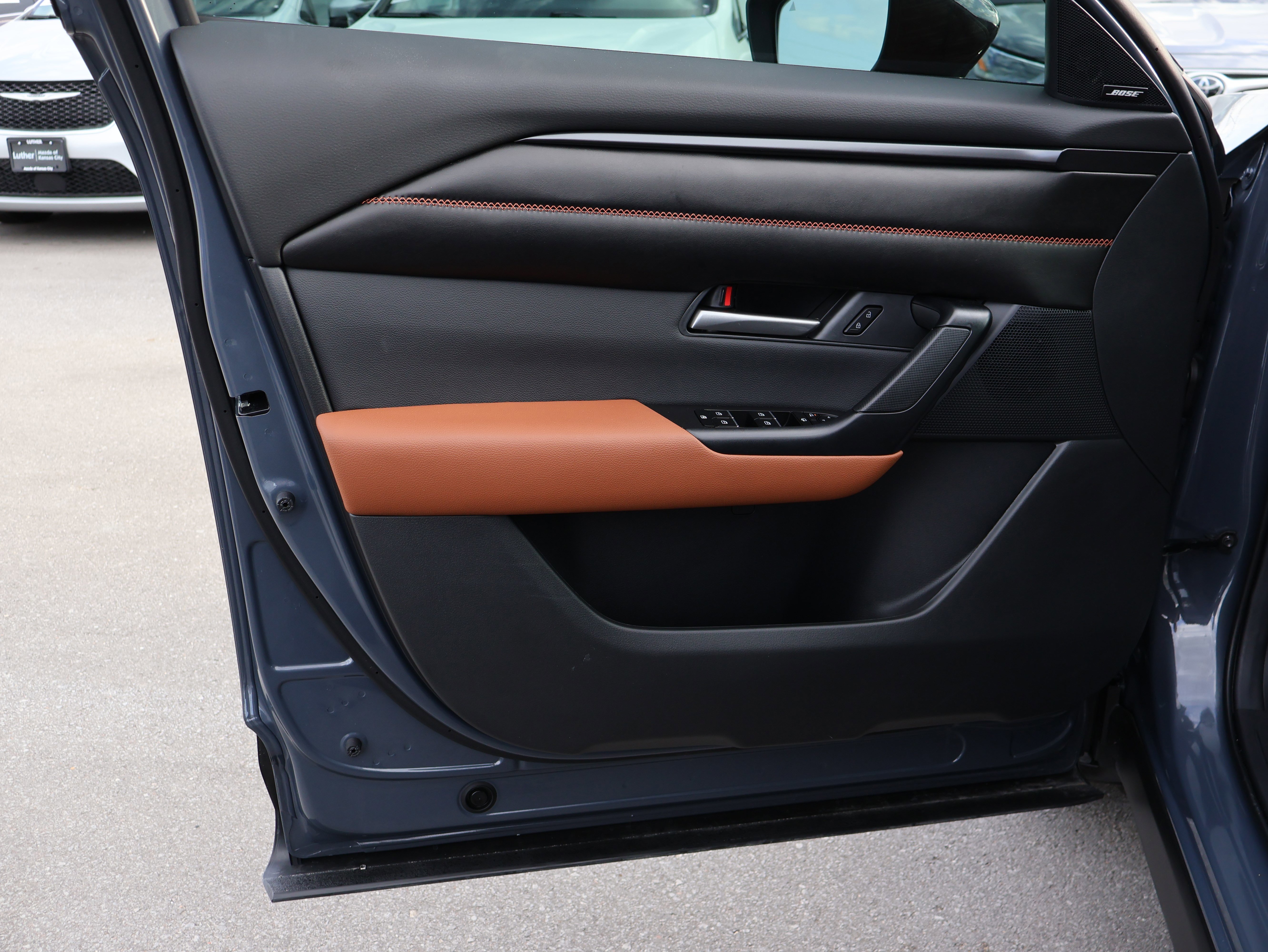 Certified 2025 MAZDA CX-50 Meridian Edition w/ Weather Package image 22