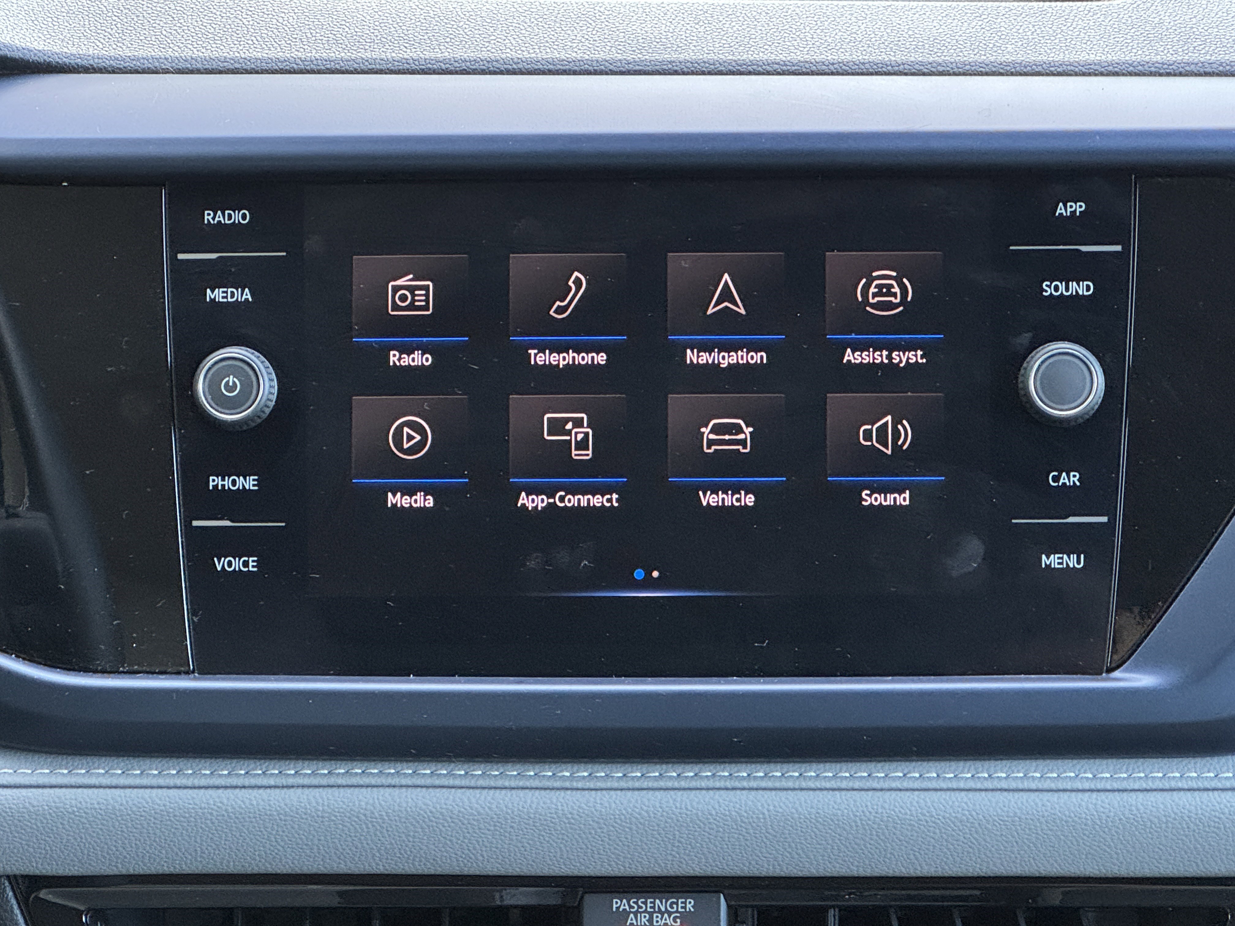 Used 2024 Volkswagen Taos SE image 28