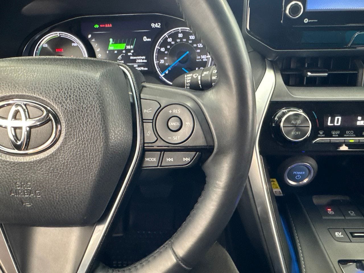 Used 2022 Toyota Venza XLE AWD/4WD image 20