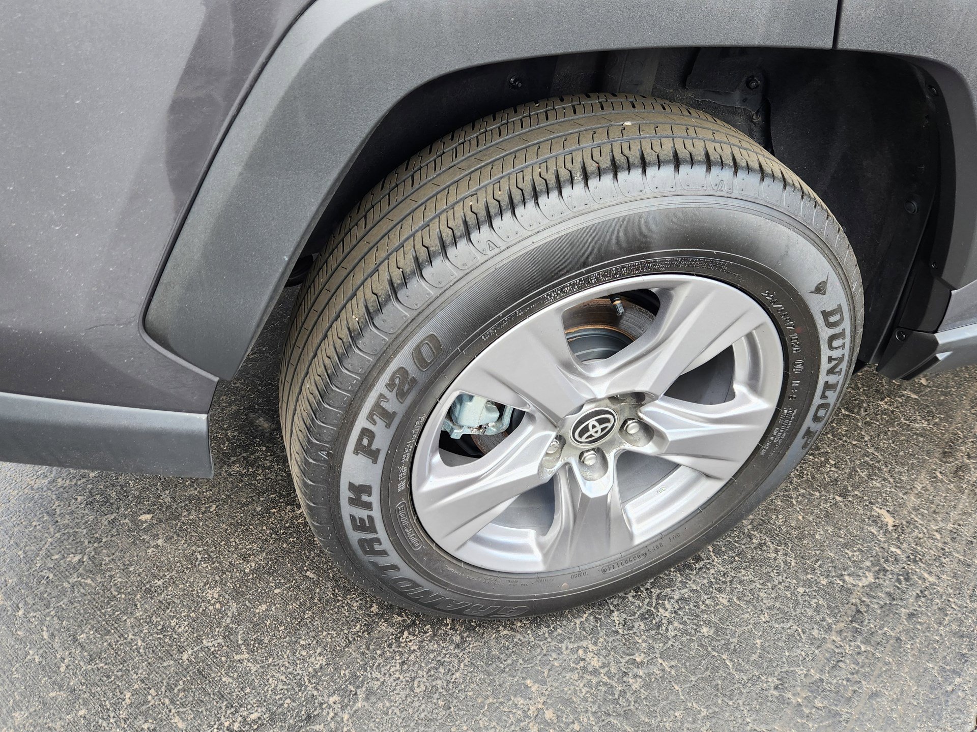 Certified 2024 Toyota RAV4 XLE AWD/4WD image 28