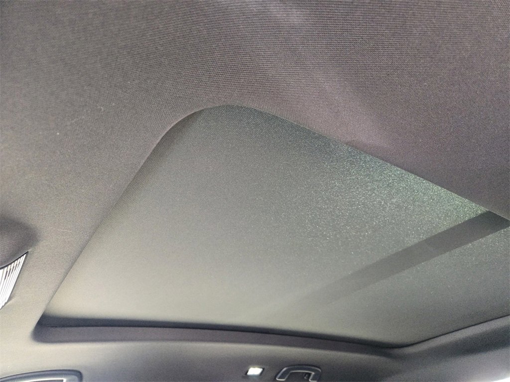 New 2026 Volkswagen Atlas Cross Sport SE image 20