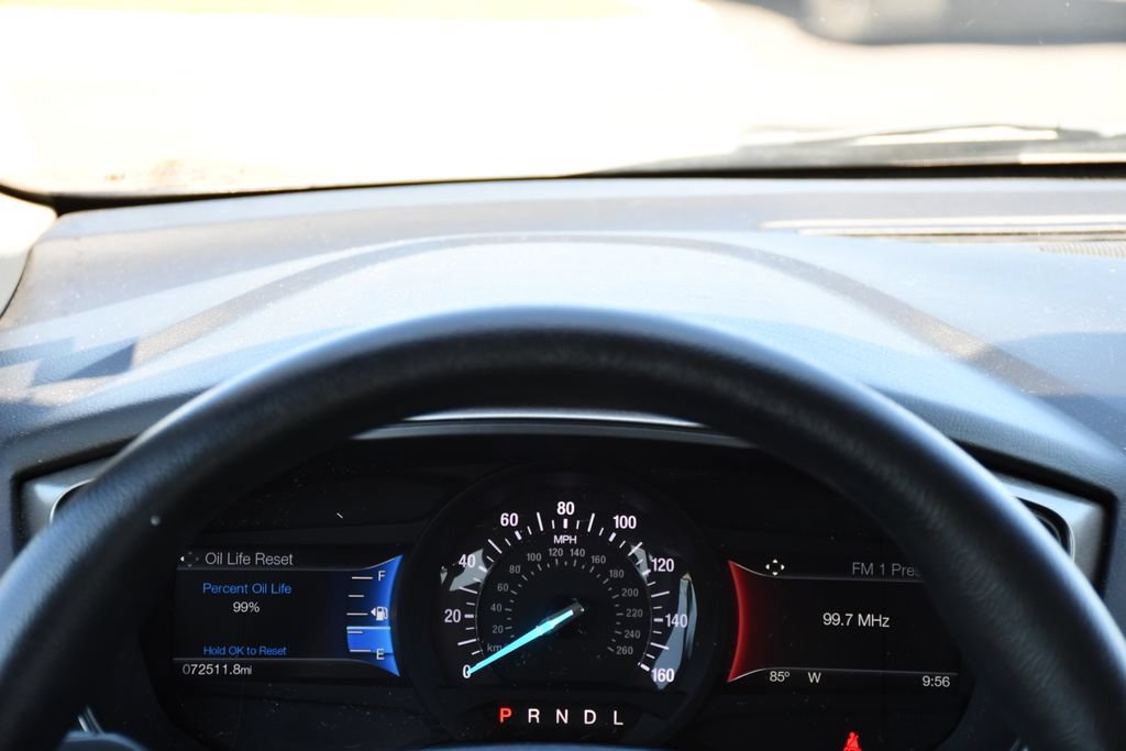 Used 2018 Ford Fusion SE w/ Fusion SE Technology Package FWD image 20